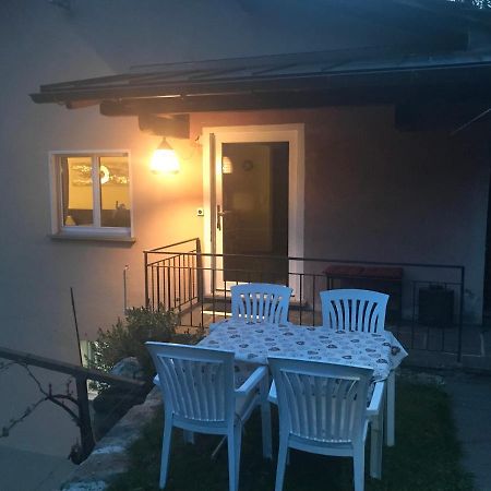 Casa Immersa Nel Vigneto Roveredo المظهر الخارجي الصورة