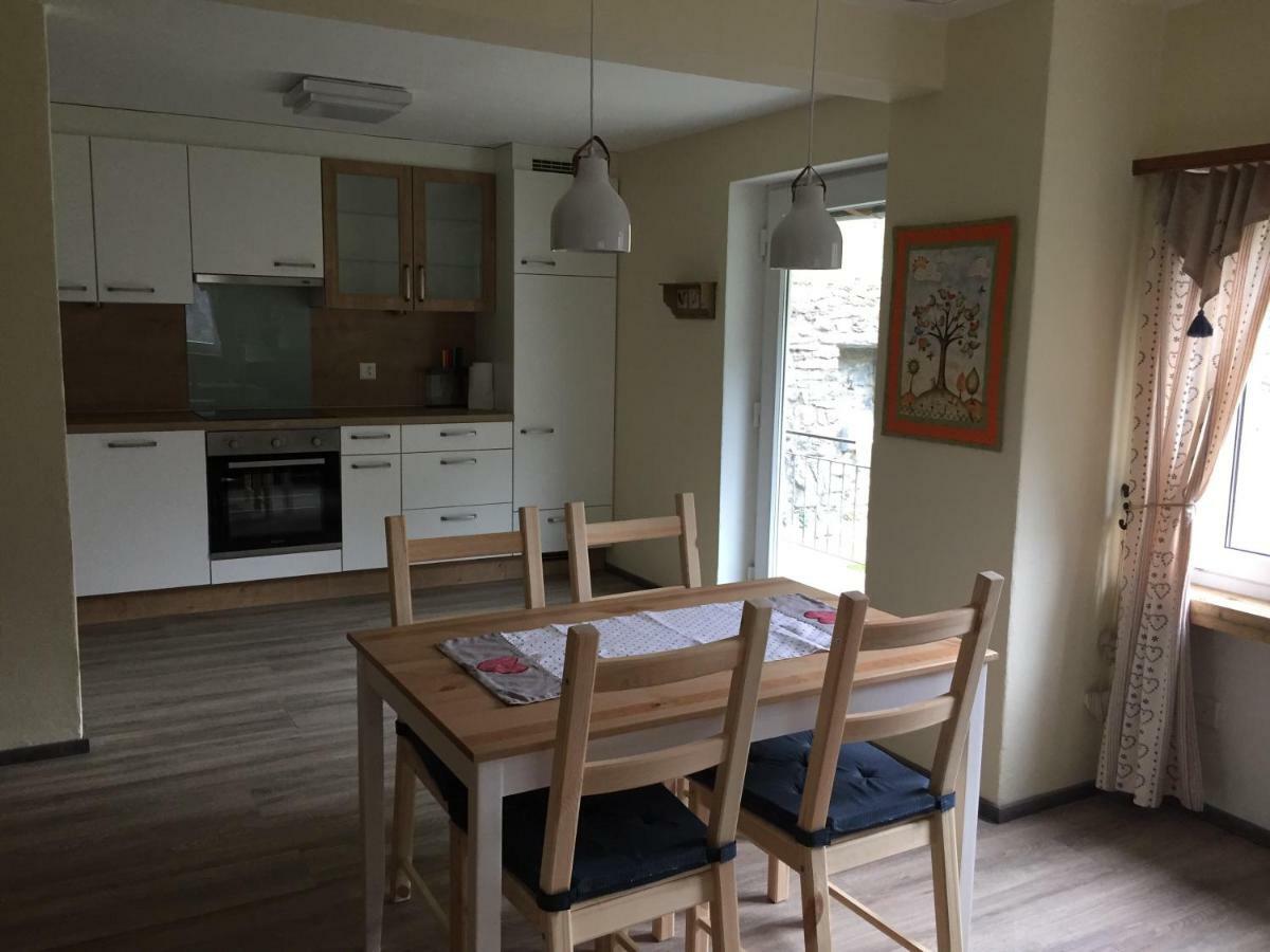 Casa Immersa Nel Vigneto Roveredo المظهر الخارجي الصورة